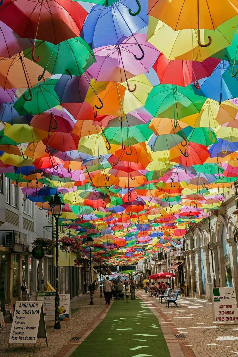 Niebo parasolowe. w Portugalii puzzle online