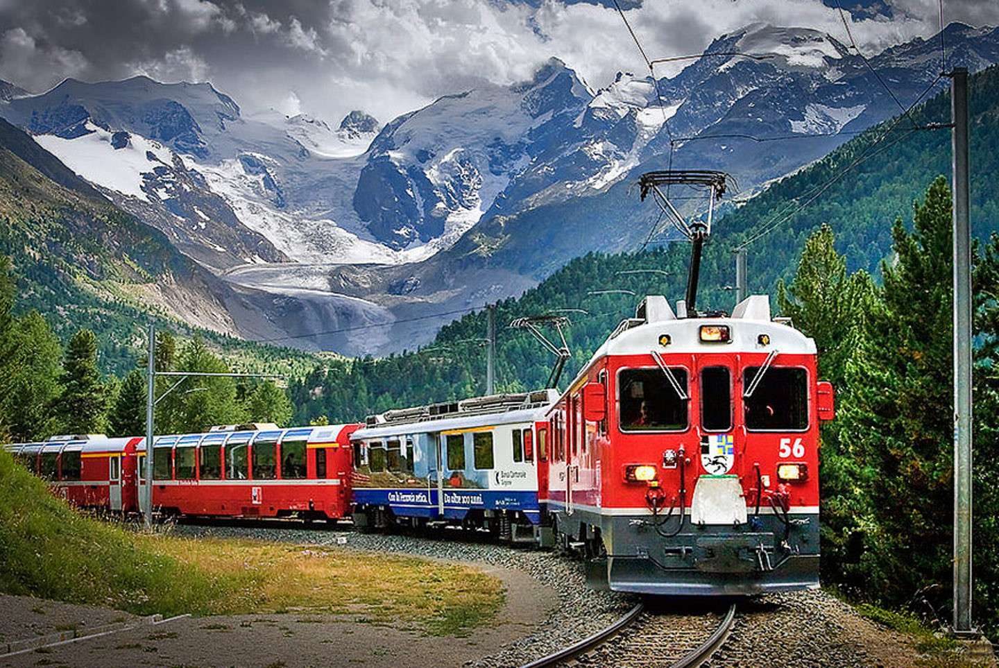 Sceniczny pociąg w Szwajcarii puzzle online