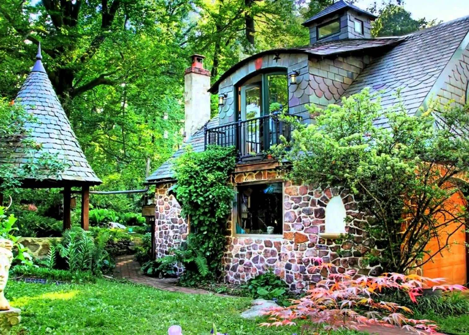Bajeczny dom w lesie puzzle online