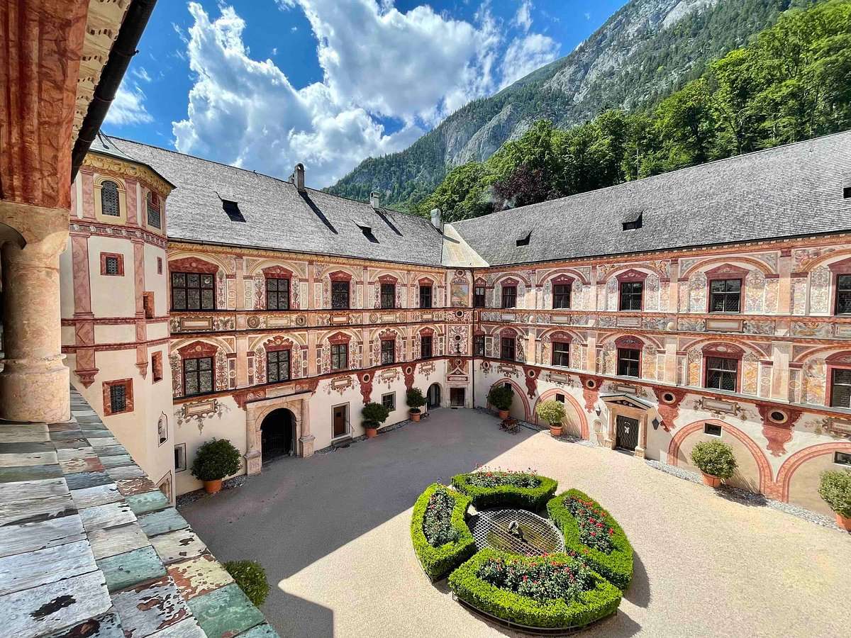 Zamek Tratzberg Tyrol Austria puzzle online