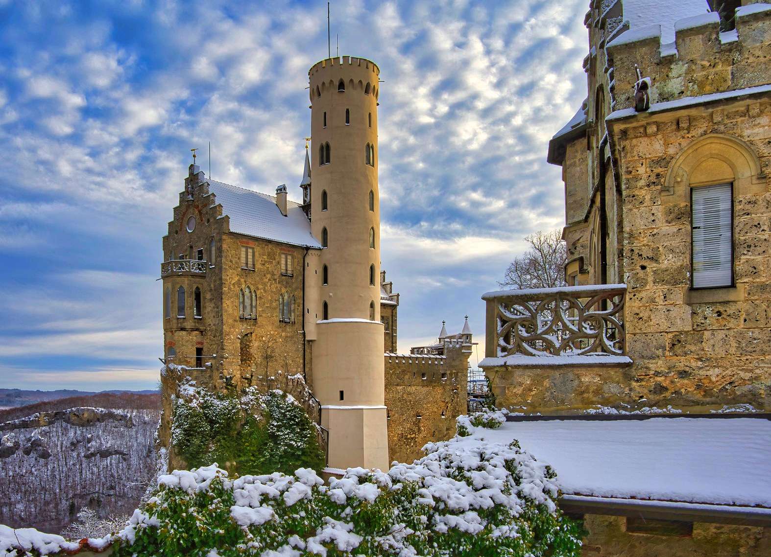Wieża zamku Lichtenstein puzzle online