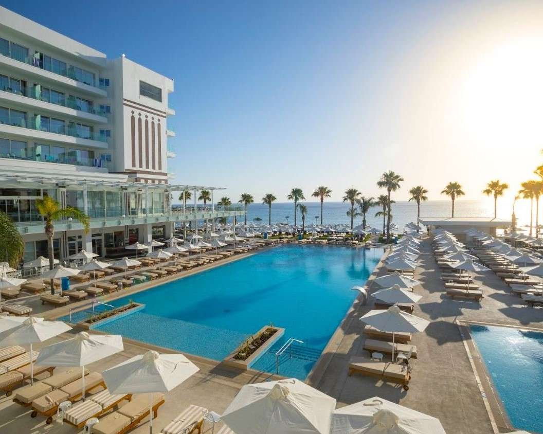 Hotel na Cyprze puzzle online