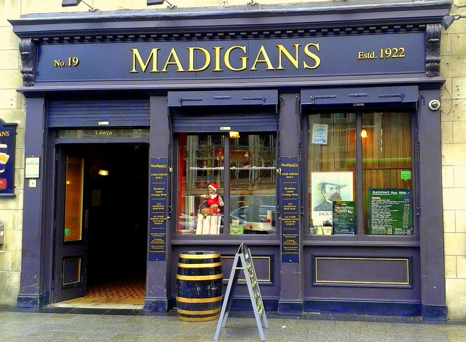 Pub Madigans w Dublinie puzzle online
