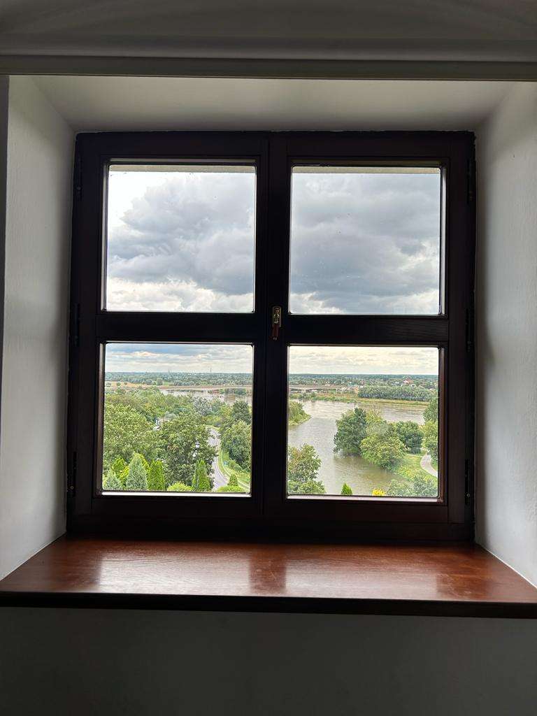 okno w zamku w Sandomierzu puzzle online