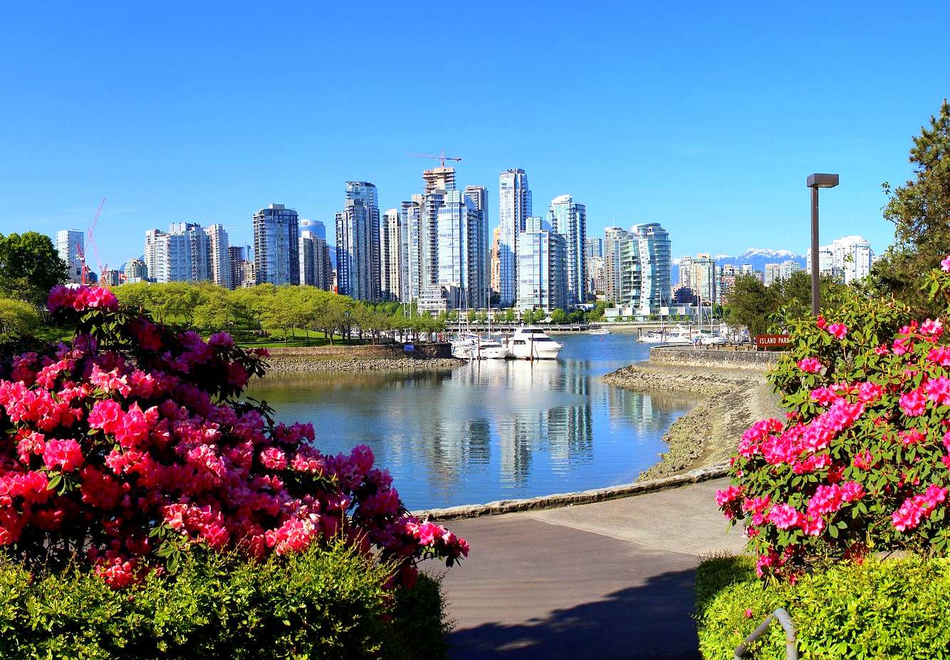 Dzielnica Granville w Vancouver puzzle online