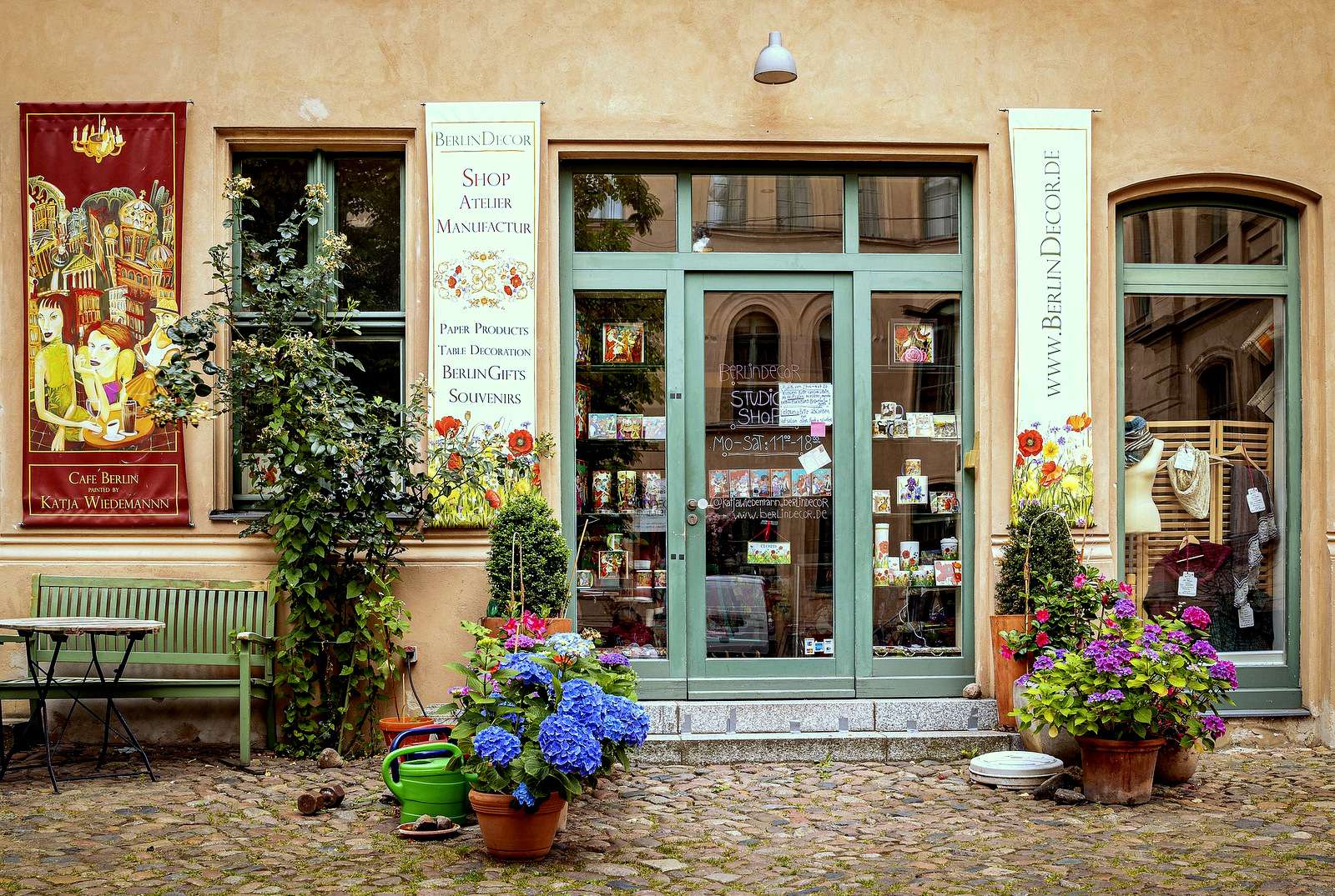 Artystyczny sklep w Berlinie (Niemcy) puzzle online