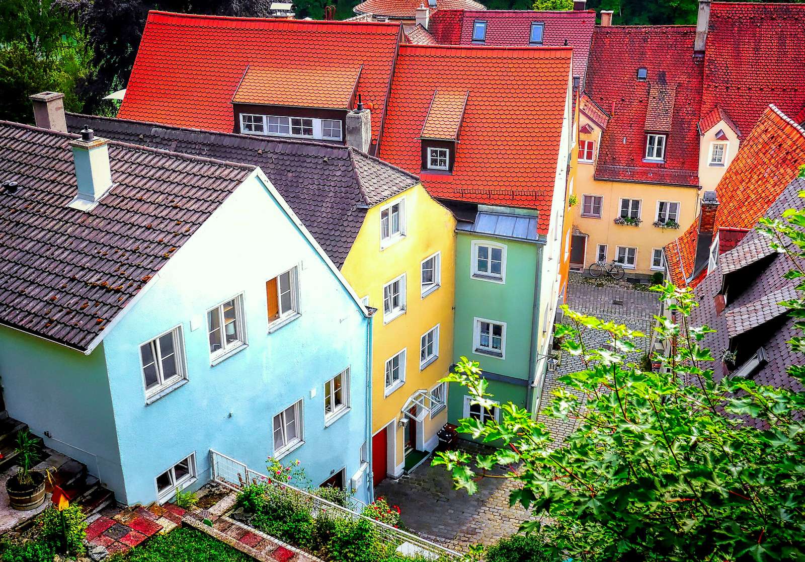 Kolorowe miasteczko w Bawarii puzzle online