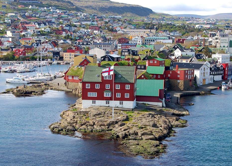 Tórshavn stolica Wysp Owczych puzzle online