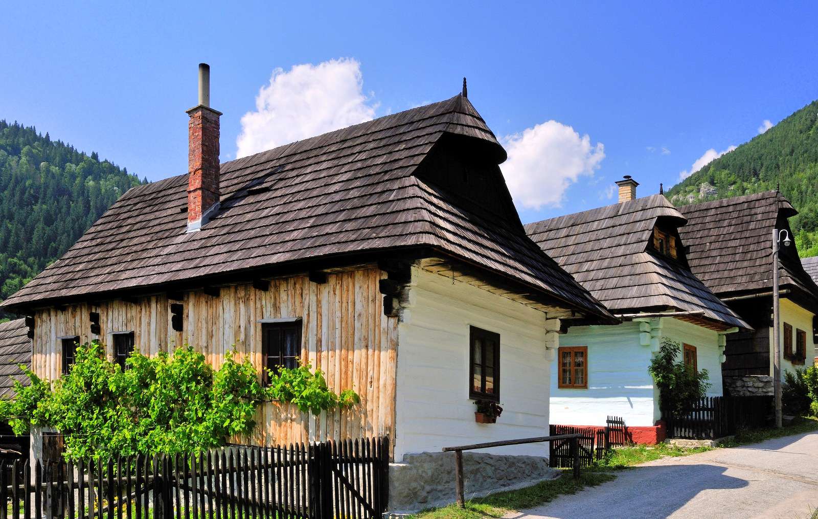 Vlkolínec - historyczna wieś na Słowacji (skansen) puzzle online
