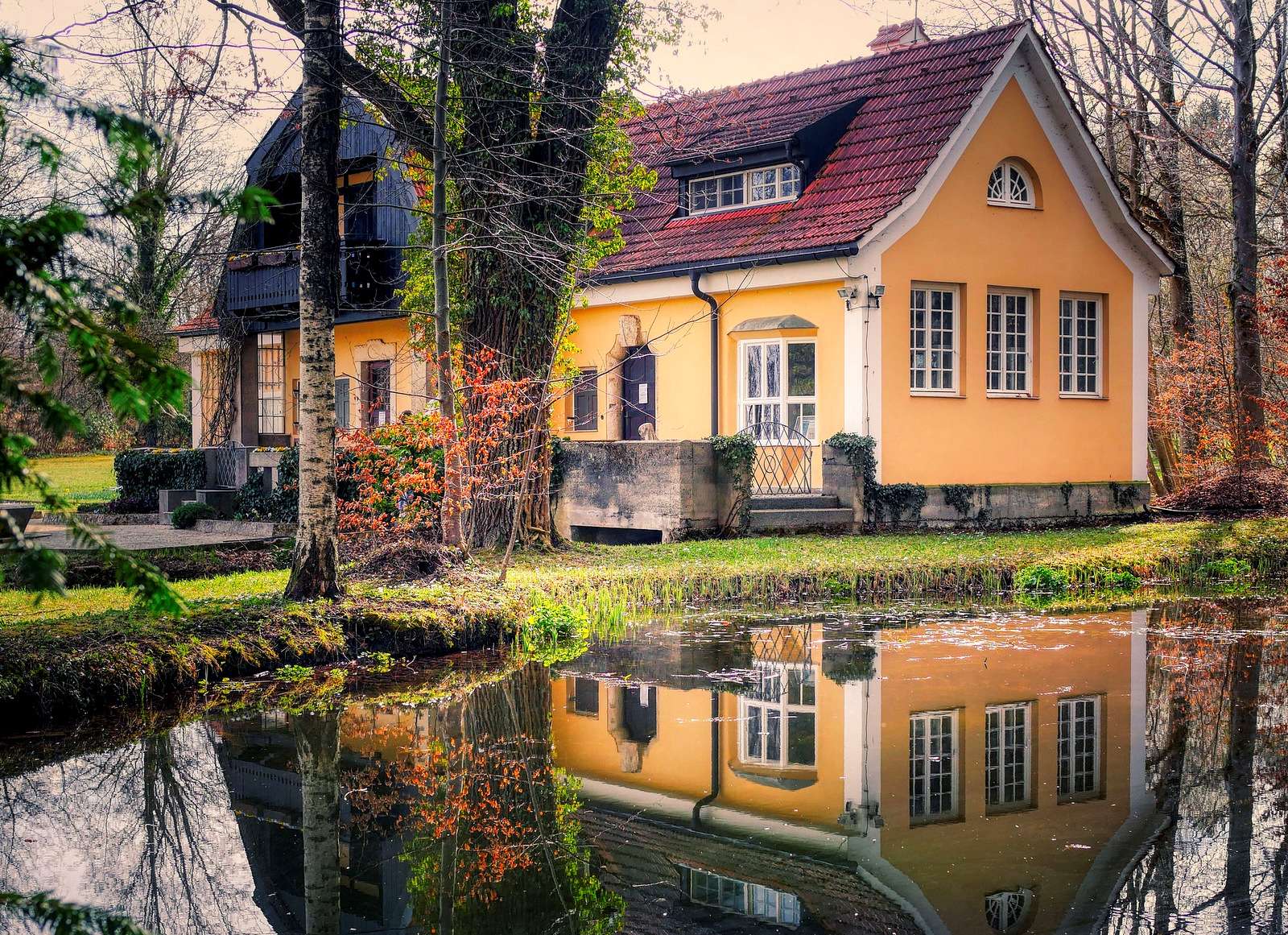 Dom w parku, nad stawem (Bawaria) puzzle online