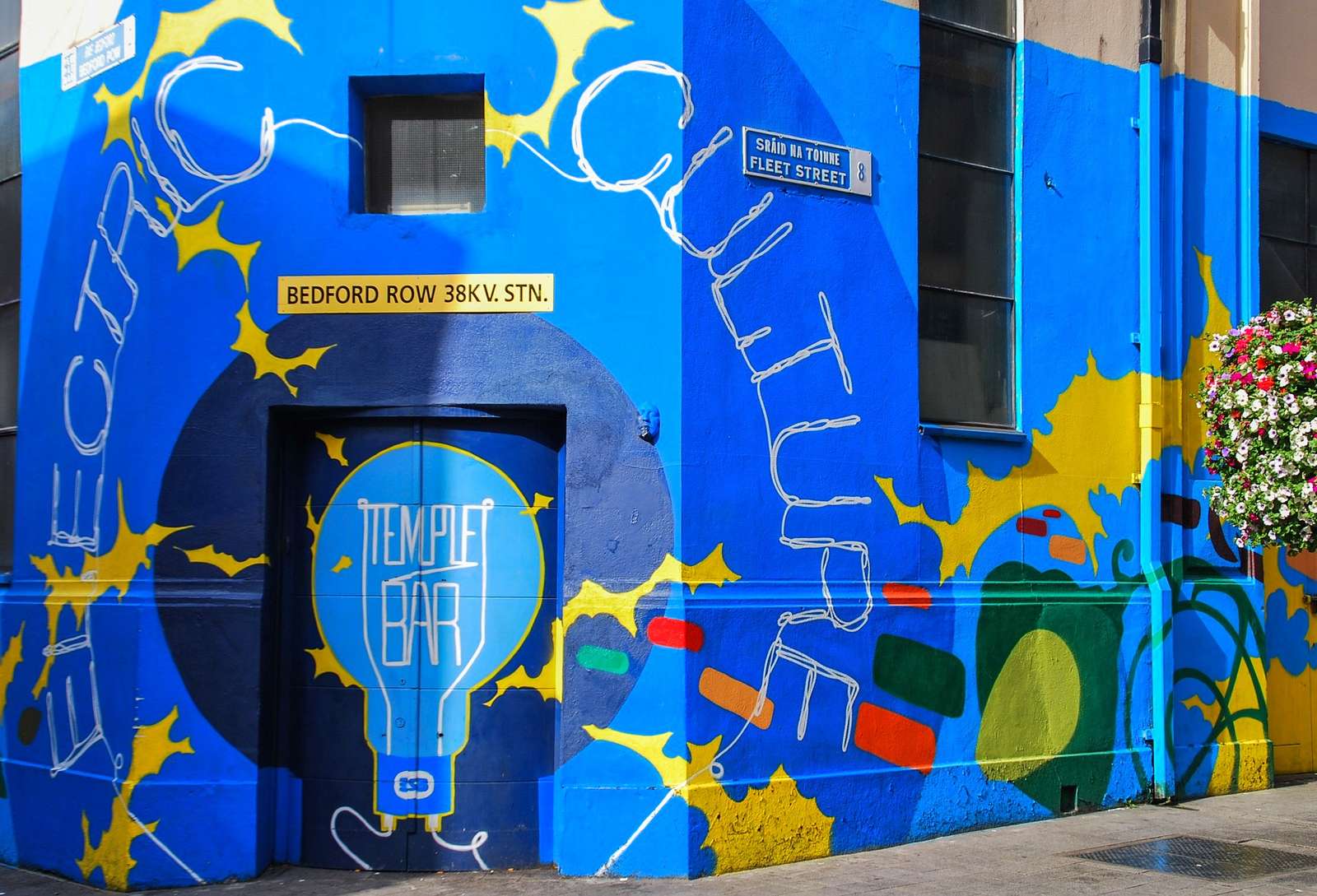 Dublin. Kolorowa fasada w dzielnicy Tempe Bar puzzle online