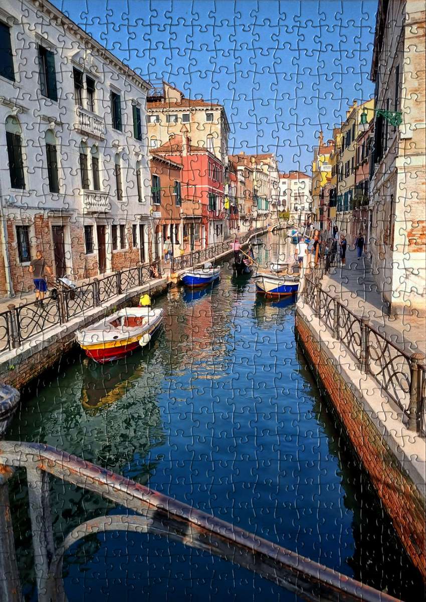 Kanały Wenecji rozpoczynające się jesienią puzzle online