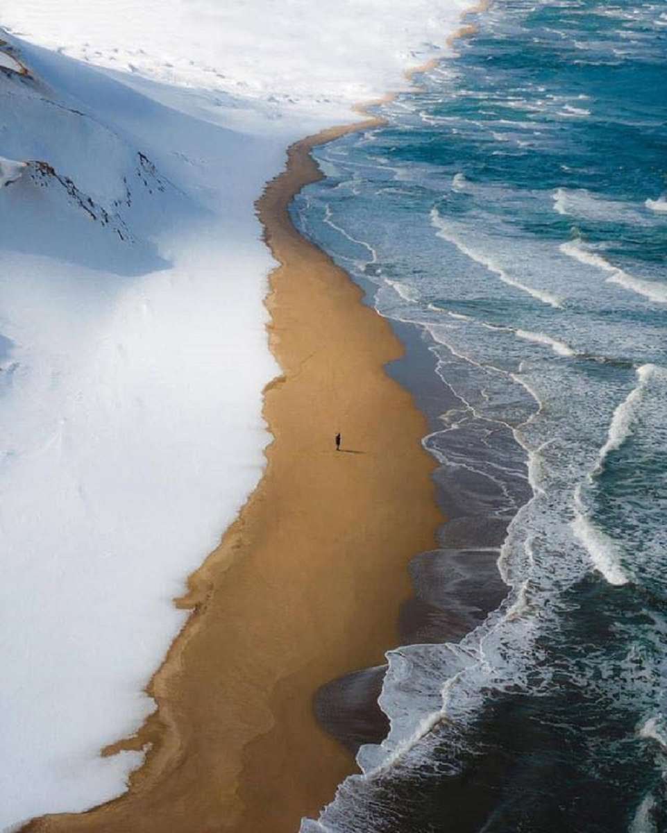 Śnieg, piasek i morze puzzle online