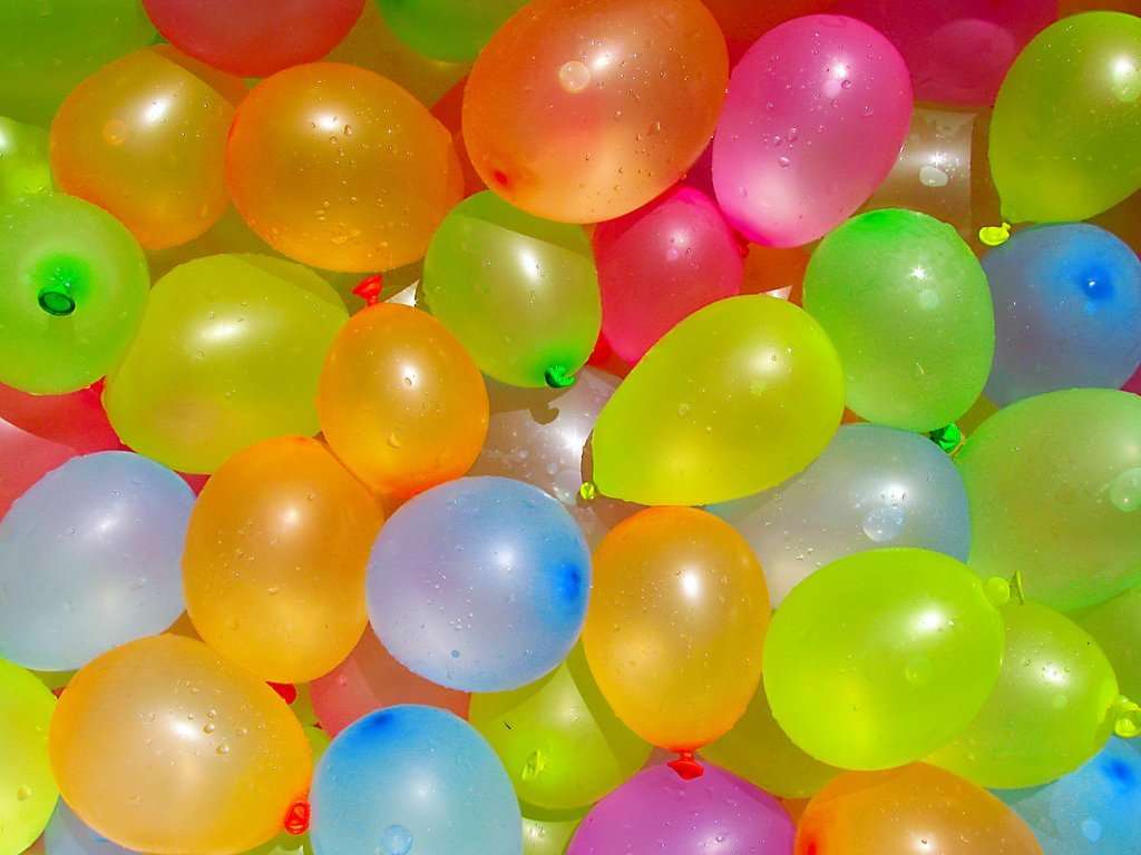 Balony z wodą puzzle online
