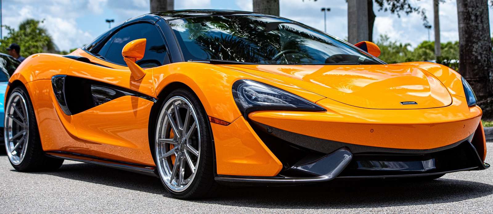 McLaren, supersamochód puzzle online