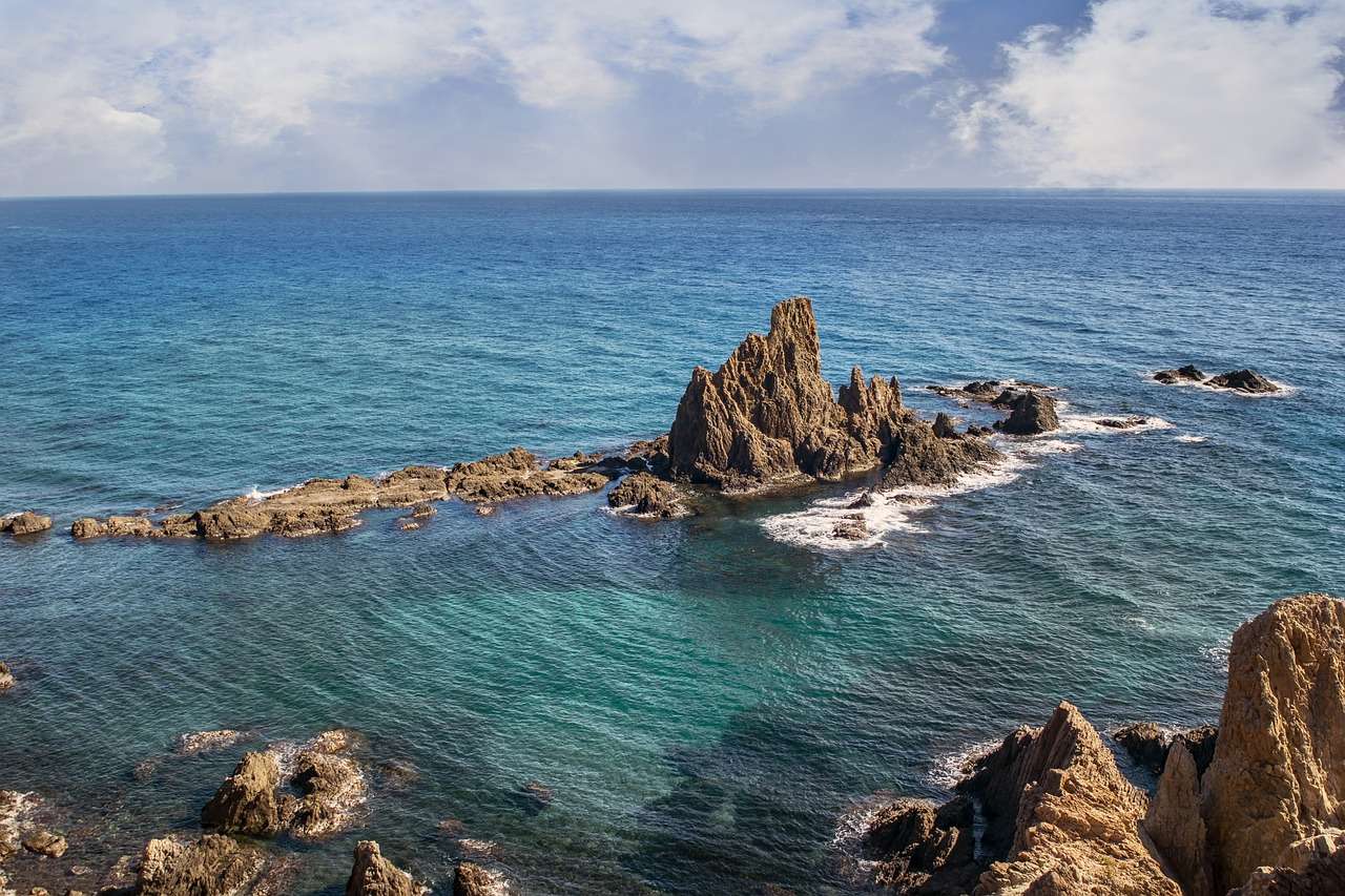 Morze, przyroda, rafa, skały puzzle online