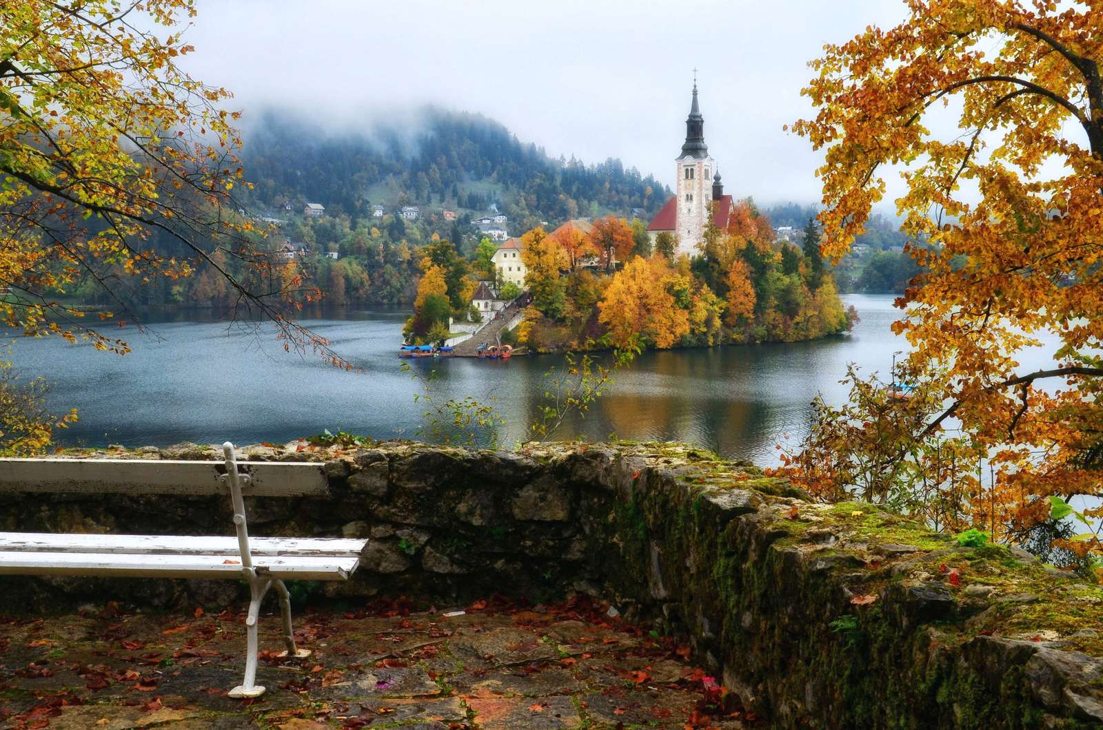 Jezioro w Słowenii puzzle online