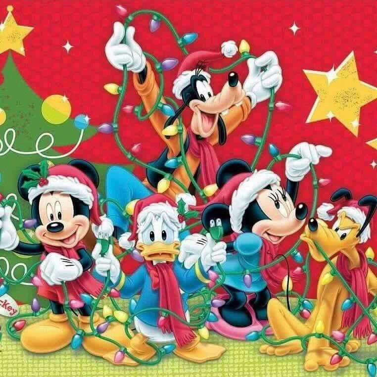 Zwierzęta w bajek Disneya świątecznie puzzle online