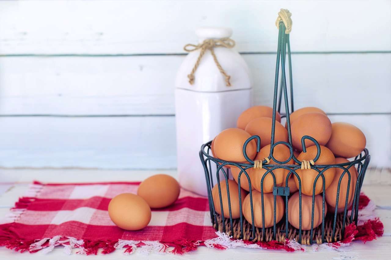 Brązowe jajka, śniadanie puzzle online