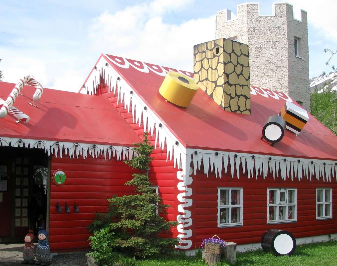 Dom Świętego Mikołaja w pobliżu Akureyri puzzle online