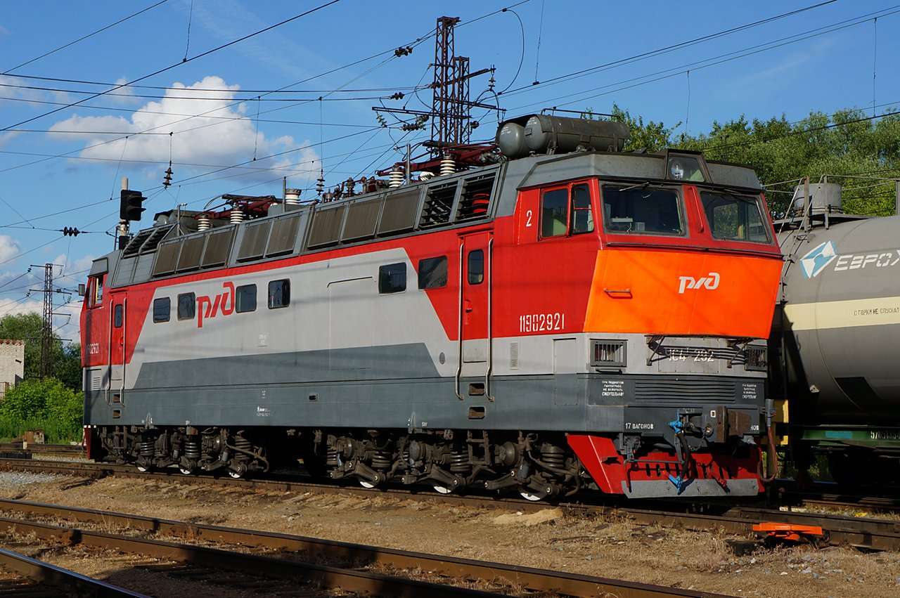 lokomotywa elektryczna ChS4T puzzle online