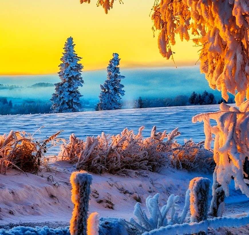 Zimowy krajobraz o wschodzie słońca puzzle online