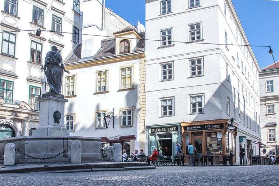 Wiedeń Franziskanerplatz Dolna Austria puzzle online