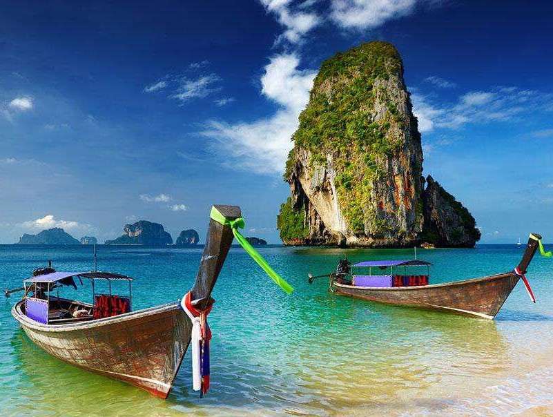 Plaża z łodziami w Bangkoku puzzle online