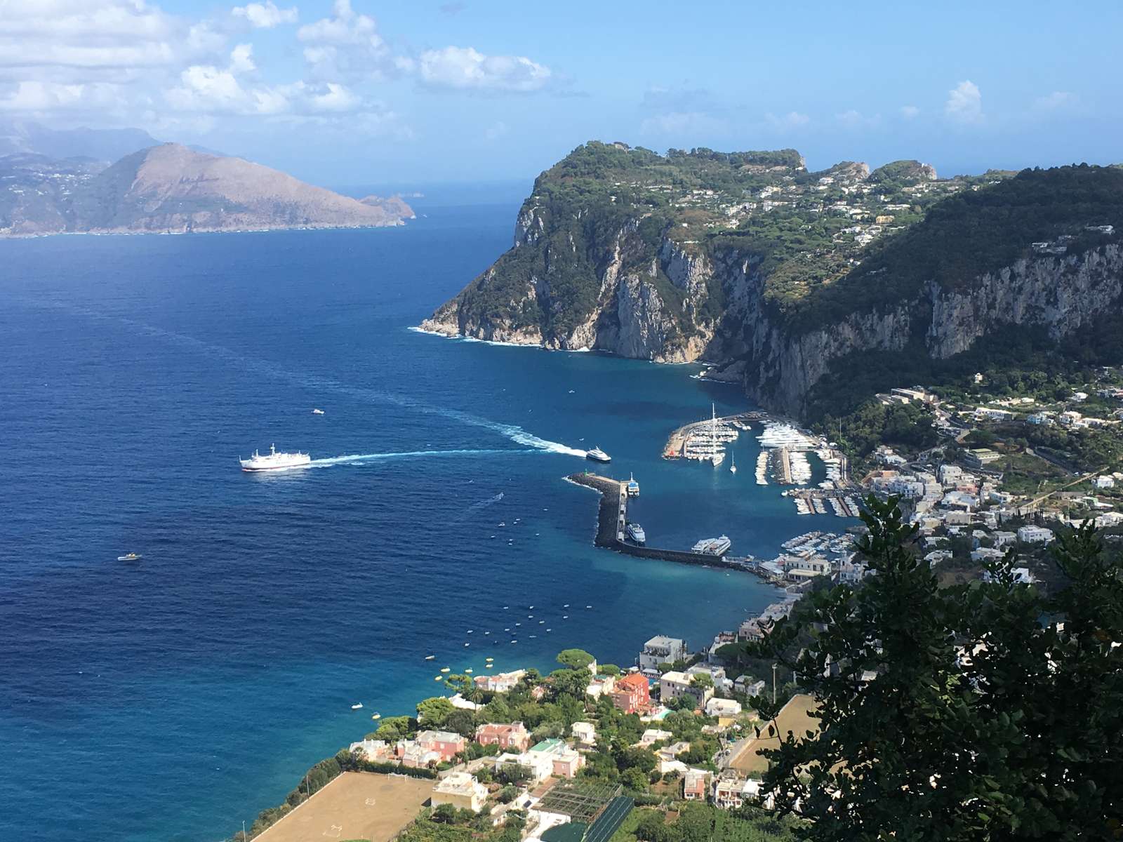 Widok na Capri puzzle online