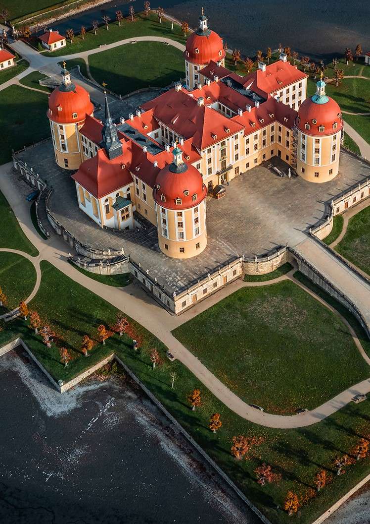 Pałac Moritzburg w Niemczech puzzle online