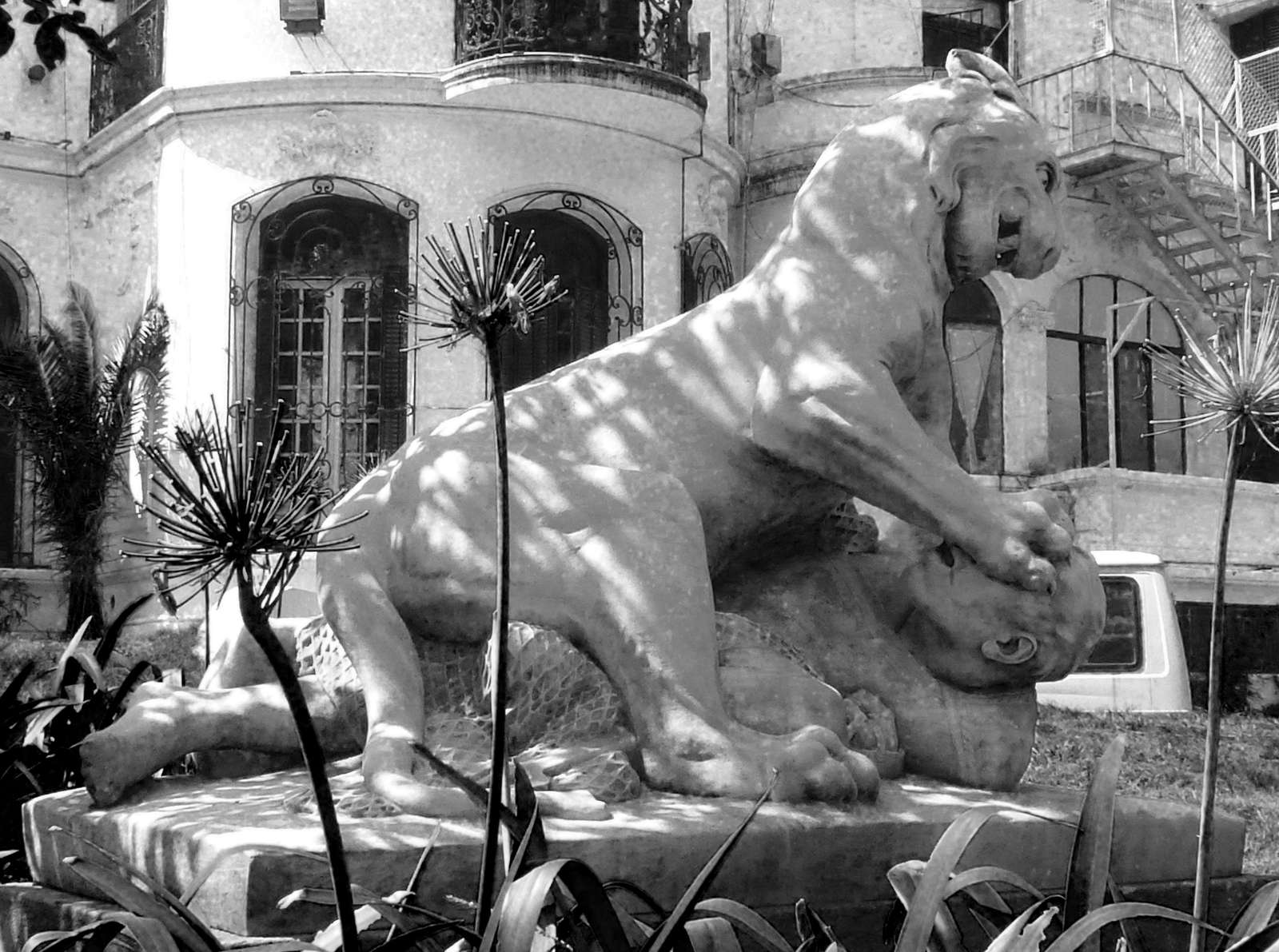 Escultura Casa de los Leones puzzle online