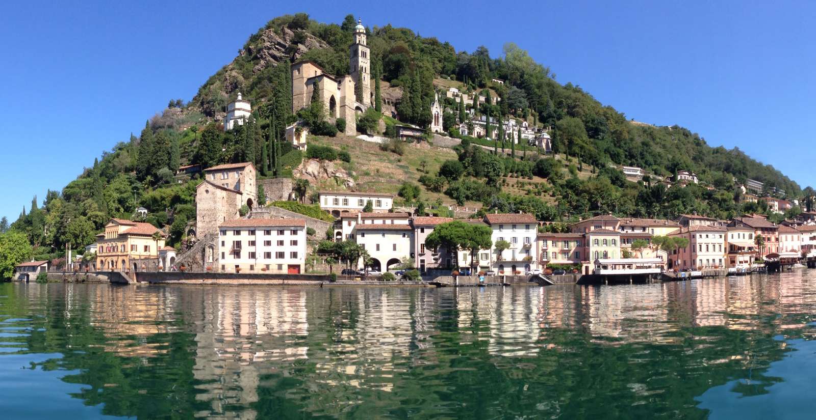Morcote nad brzegiem jeziora Lugano puzzle online