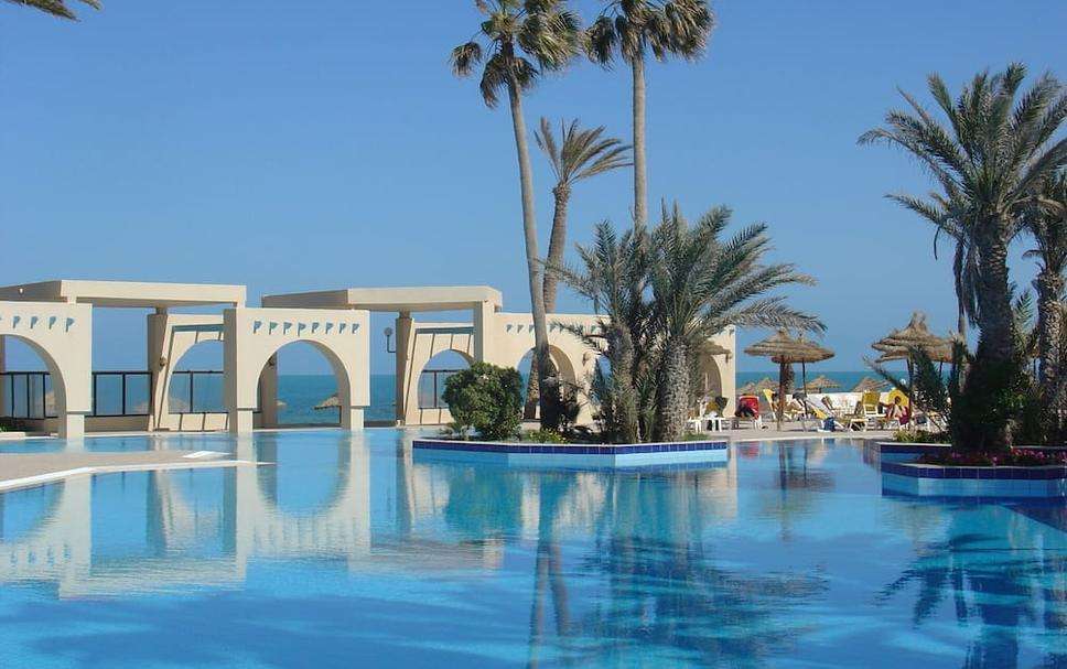 Kompleks hotelowy w Zarzis w Tunezji puzzle online