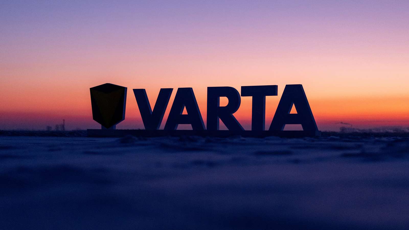 Napis VARTA puzzle online