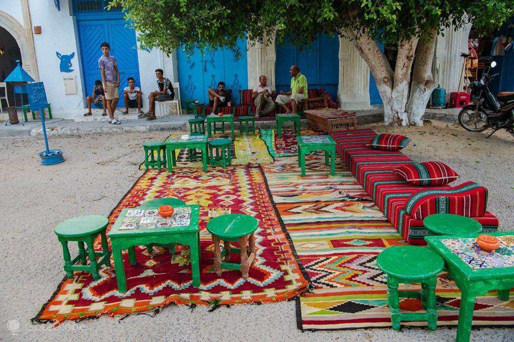 Restauracja na Dżerbie w Tunezji puzzle online