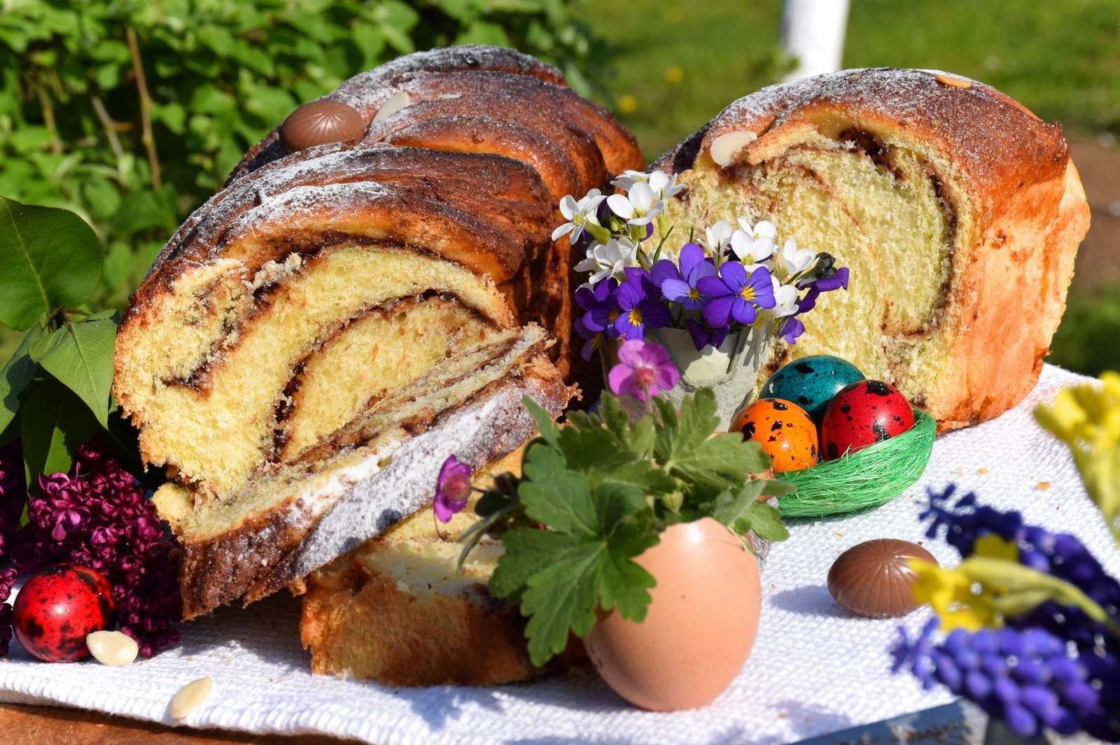 Wielkanocny chleb puzzle online
