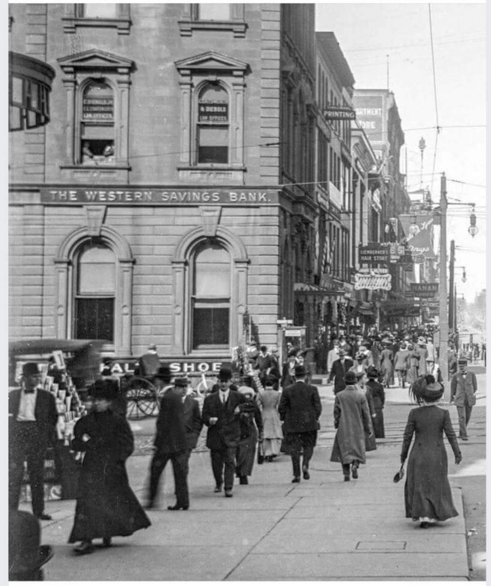 Główna ulica przy ulicy Court, skierowana na północ w 1904 roku! puzzle online