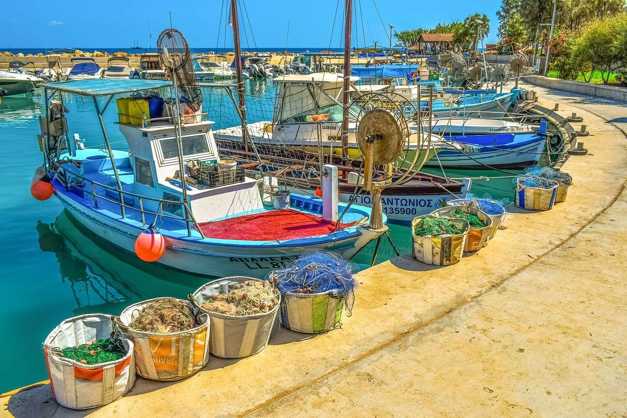Port rybacki, łódź, krajobraz puzzle online