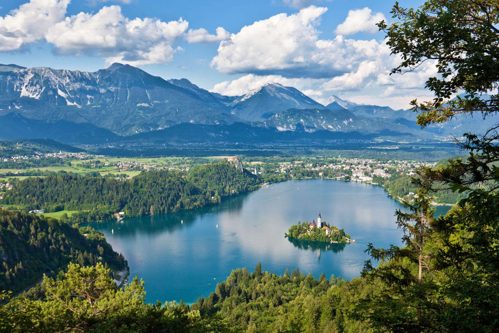 Widok na jezioro Bled w Słowenii puzzle online