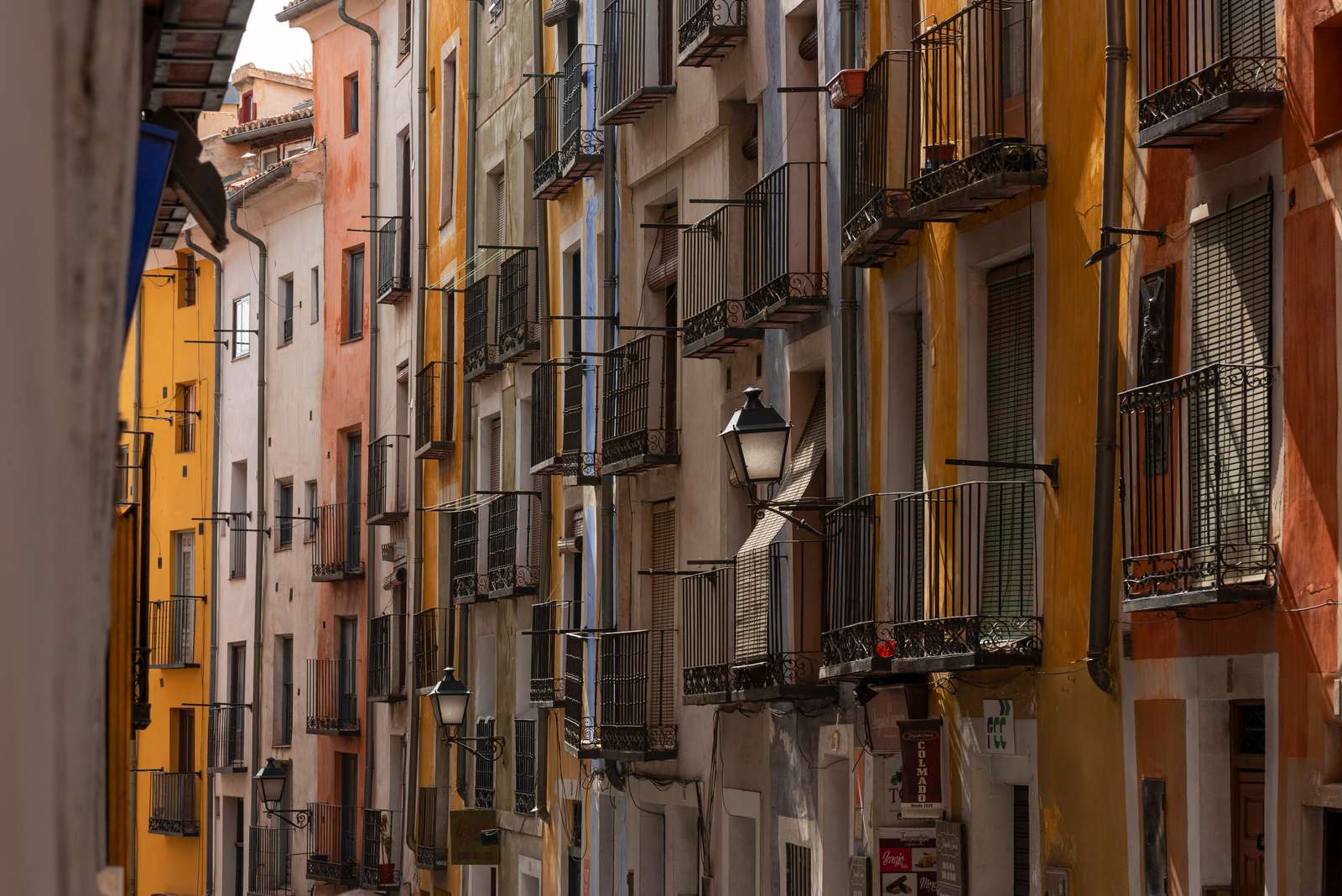 Calle Alfonso VIII, Cuenca, Hiszpania puzzle online
