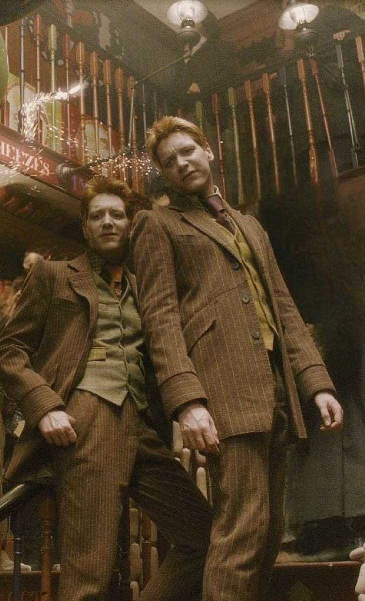 Freda i George'a Weasleyów puzzle online