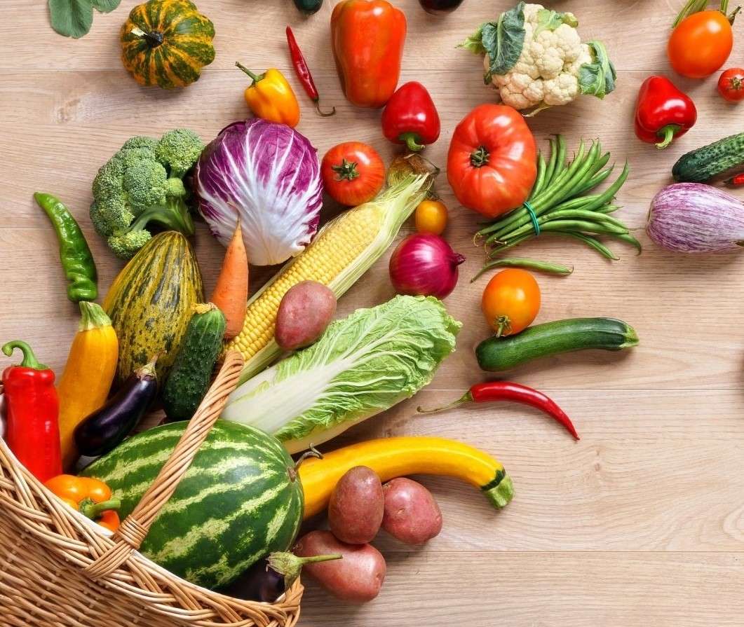 Warzywa obok koszyka puzzle online