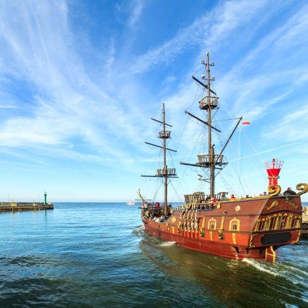 Statek piracki wycieczkowy w Łebie puzzle online