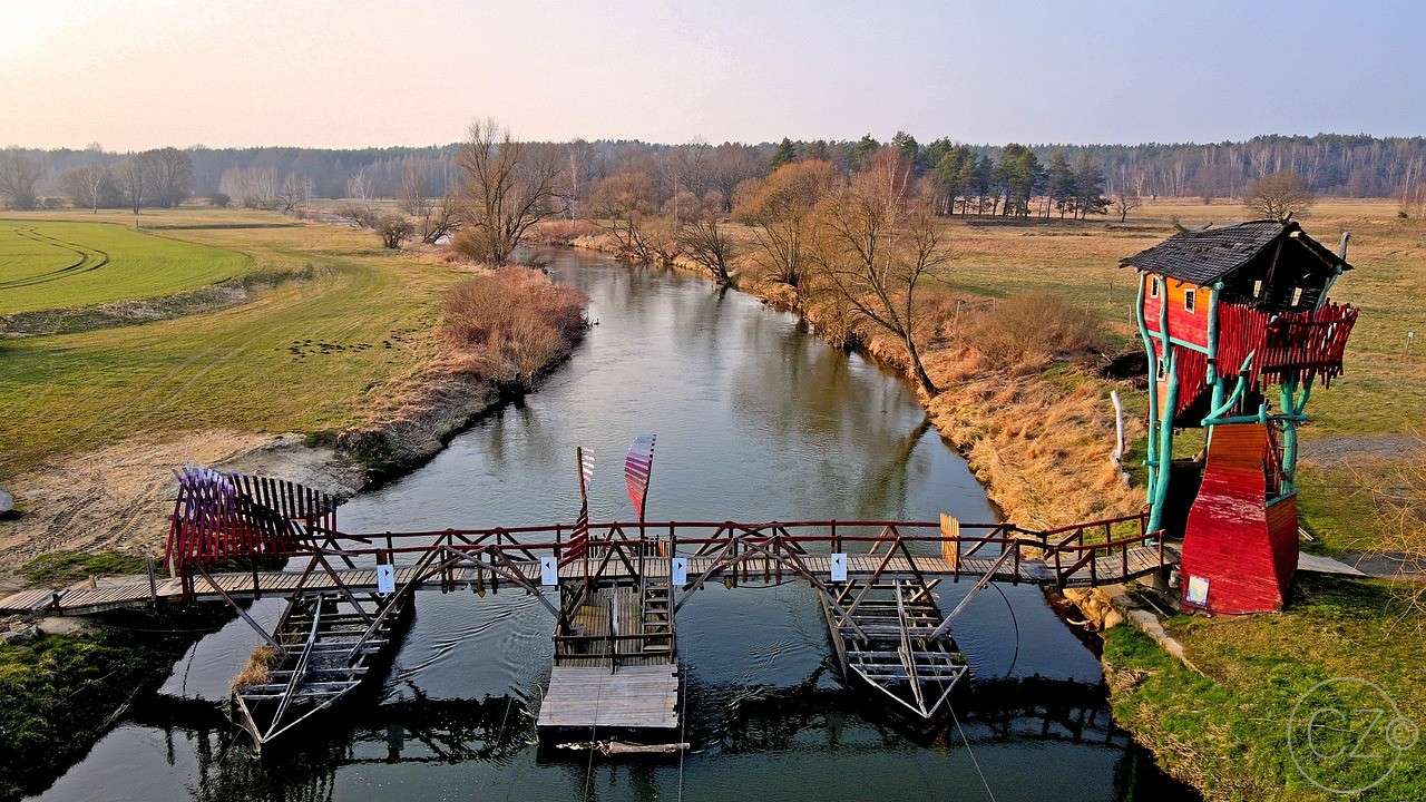 Most, rzeka, granica państwowa puzzle online