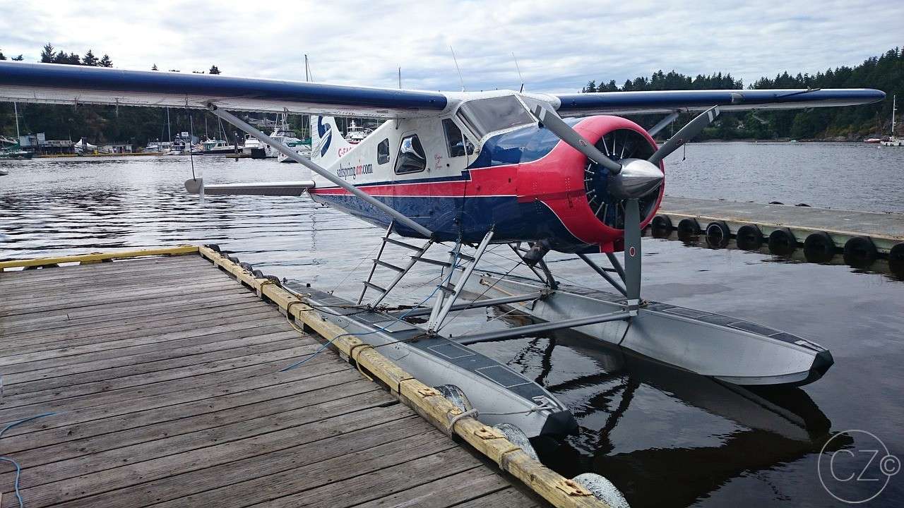 Samolot wodny, wyspa puzzle online