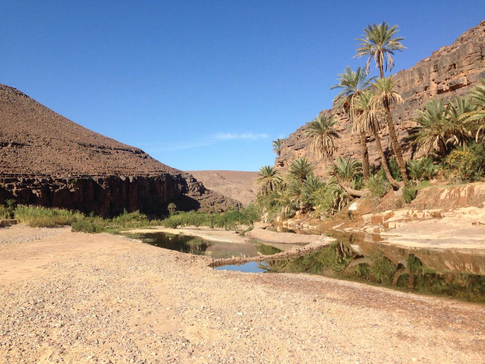 Oaza na pustyni w Maroku puzzle online
