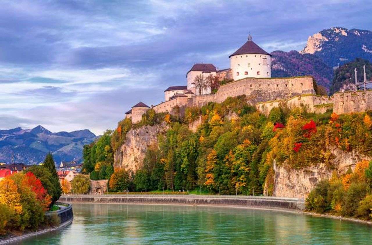 Zamek Kufstein w Tyrolu puzzle online