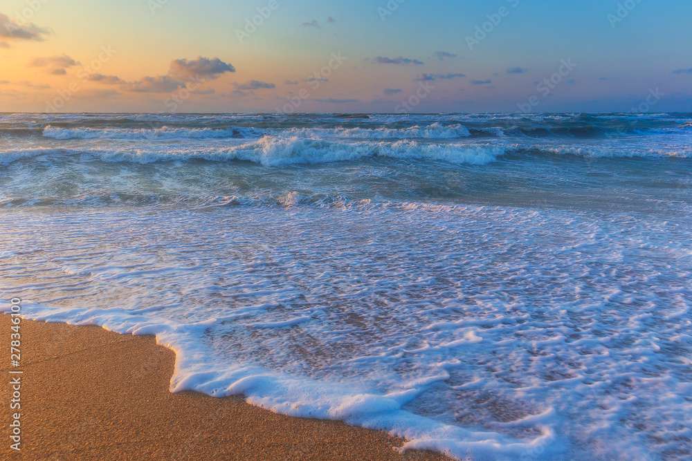 Morze Kaspijskie - zachód słońca puzzle online