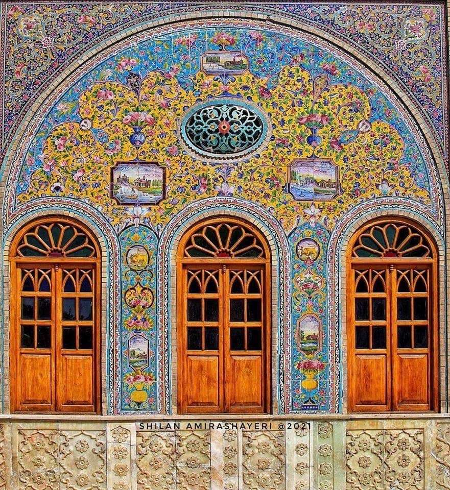 Kakh-e Golestan puzzle online