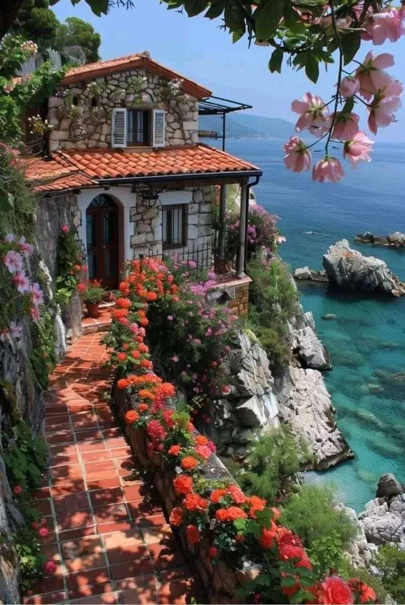 A house by the Coast of Amalfi ❤️🇮🇹 puzzle online